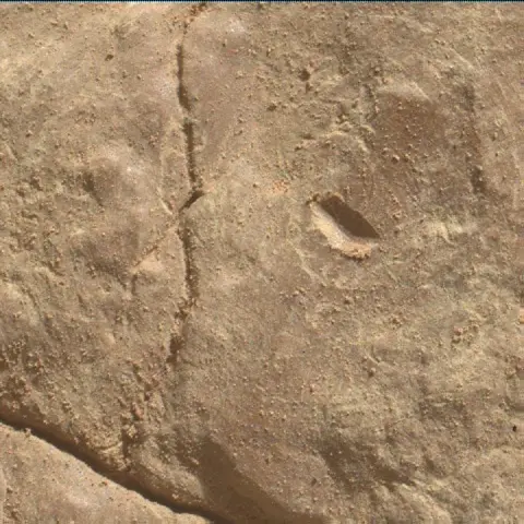 Sol 2415: Mars Hand Lens Imager (MAHLI)