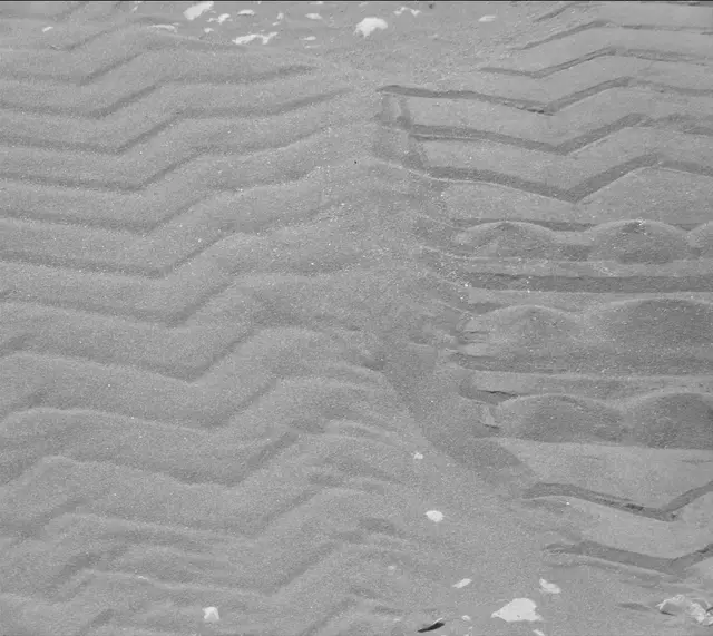 Sol 2419: Mast Camera (Mastcam)