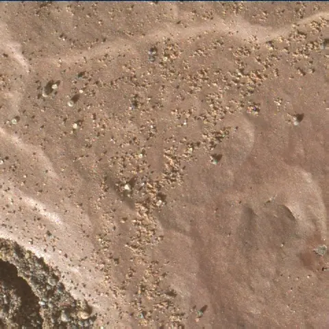 Sol 2419: Mars Hand Lens Imager (MAHLI)