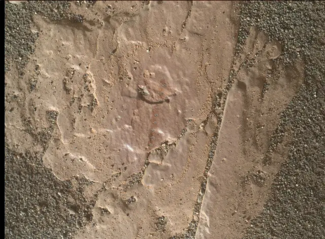 Sol 2419: Mars Hand Lens Imager (MAHLI)