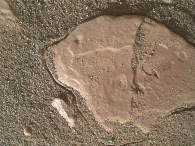 Sol 2419: Mars Hand Lens Imager (MAHLI)