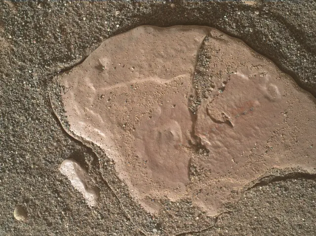 Sol 2419: Mars Hand Lens Imager (MAHLI)