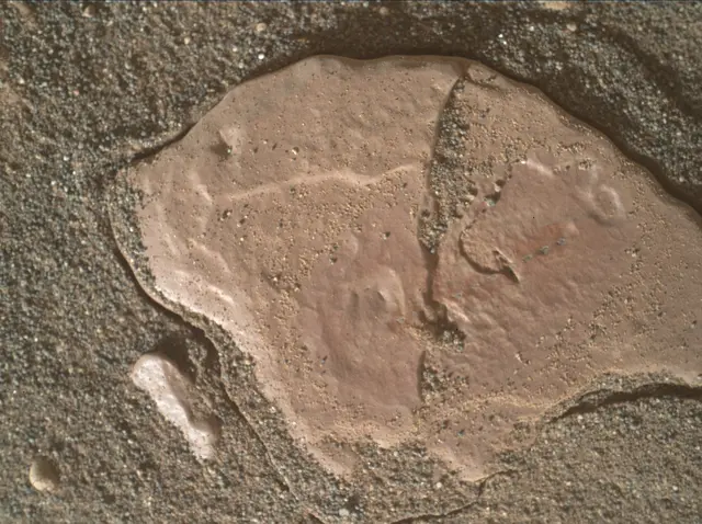 Sol 2419: Mars Hand Lens Imager (MAHLI)
