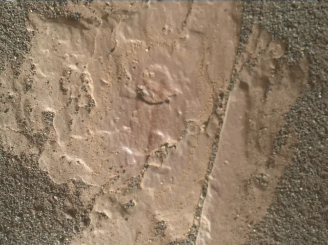 Sol 2419: Mars Hand Lens Imager (MAHLI)