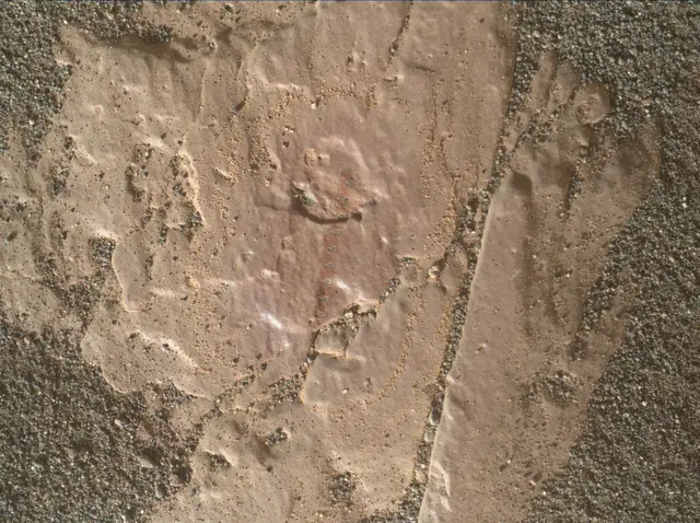 Sol 2419: Mars Hand Lens Imager (MAHLI)