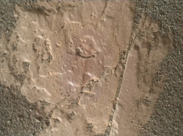 Sol 2419: Mars Hand Lens Imager (MAHLI)