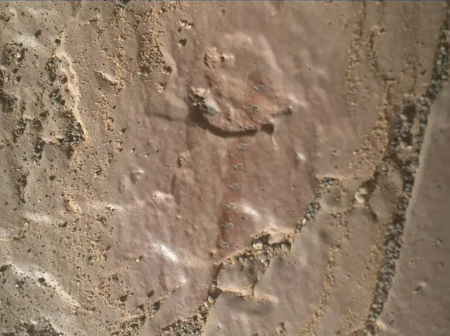Sol 2419: Mars Hand Lens Imager (MAHLI)