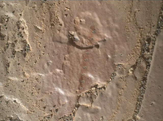 Sol 2419: Mars Hand Lens Imager (MAHLI)