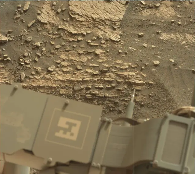 Sol 2422: Mast Camera (Mastcam)