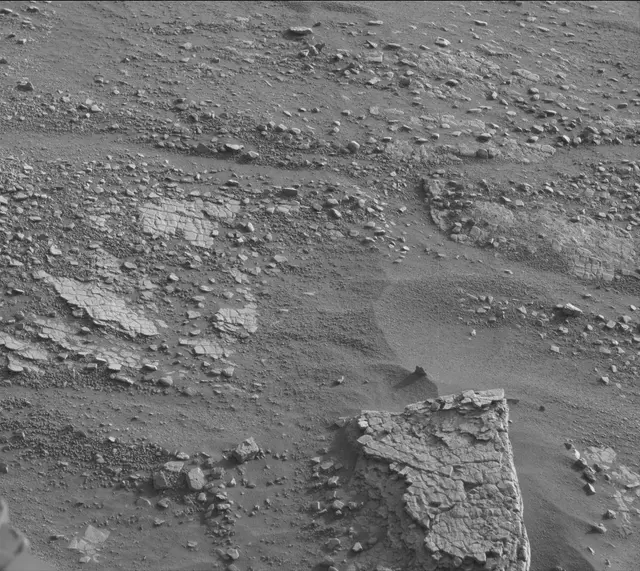 Sol 2422: Mast Camera (Mastcam)