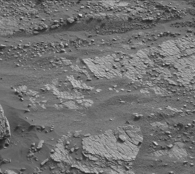 Sol 2422: Mast Camera (Mastcam)