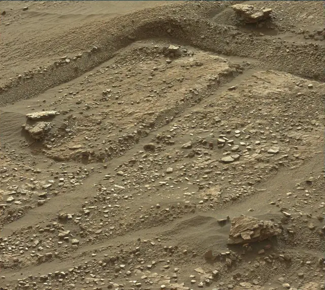 Sol 2422: Mast Camera (Mastcam)
