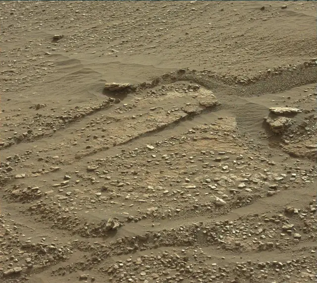 Sol 2422: Mast Camera (Mastcam)
