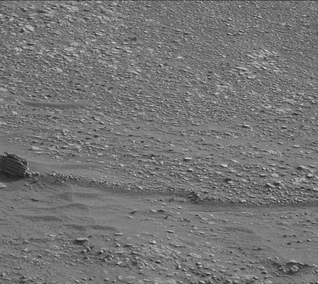 Sol 2422: Mast Camera (Mastcam)