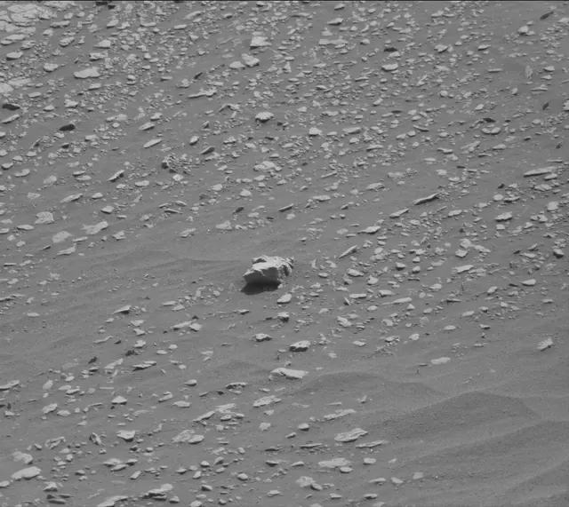 Sol 2422: Mast Camera (Mastcam)