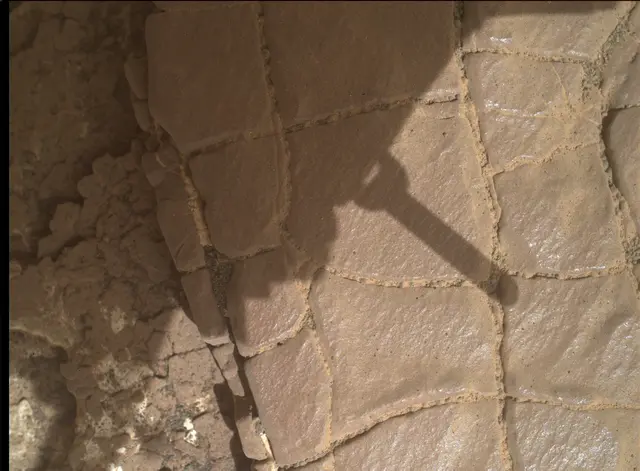 Sol 2422: Mars Hand Lens Imager (MAHLI)