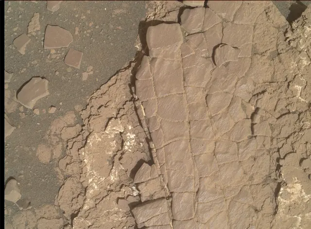 Sol 2422: Mars Hand Lens Imager (MAHLI)