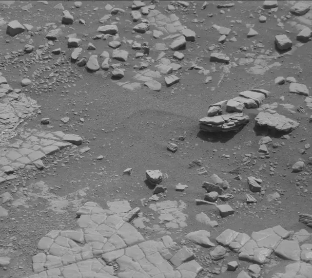 Sol 2424: Mast Camera (Mastcam)