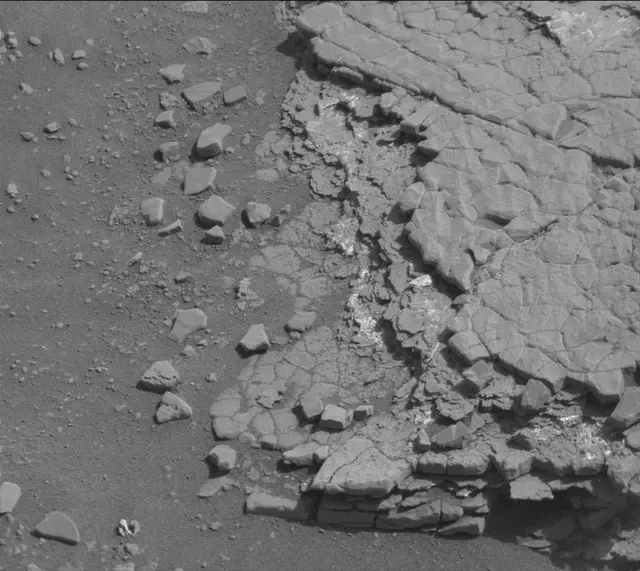 Sol 2424: Mast Camera (Mastcam)