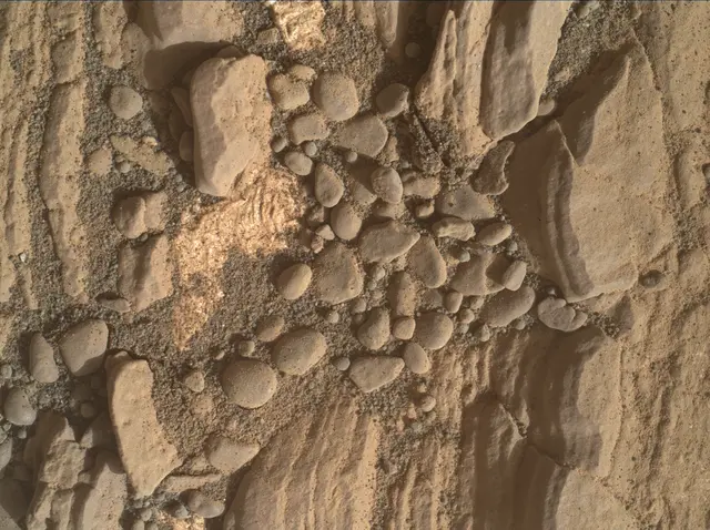 Sol 2424: Mars Hand Lens Imager (MAHLI)