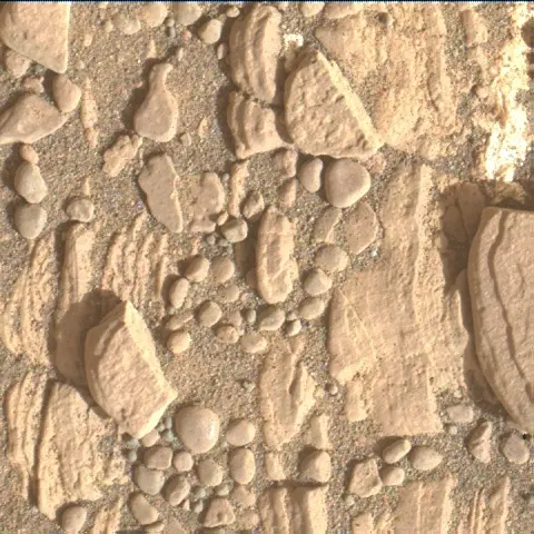 Sol 2424: Mars Hand Lens Imager (MAHLI)