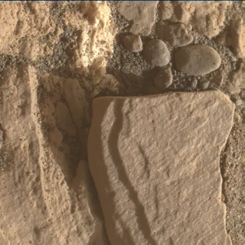 Sol 2424: Mars Hand Lens Imager (MAHLI)