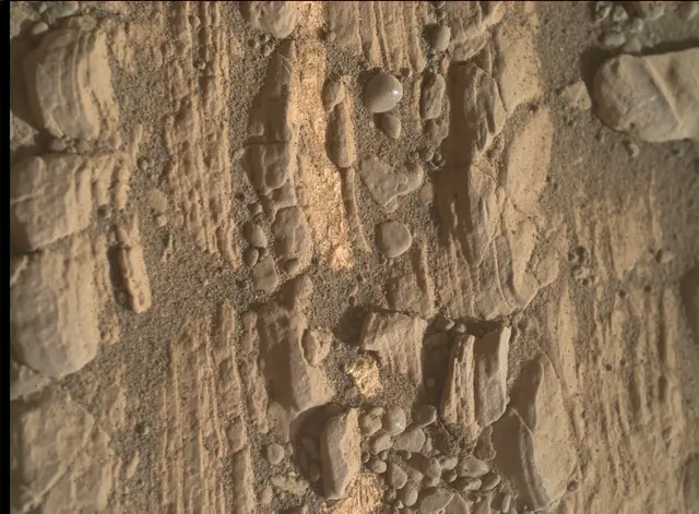 Sol 2424: Mars Hand Lens Imager (MAHLI)