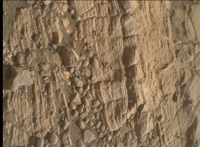 Sol 2424: Mars Hand Lens Imager (MAHLI)