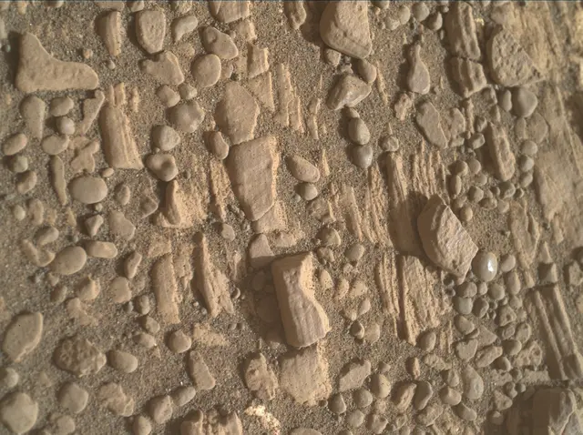 Sol 2424: Mars Hand Lens Imager (MAHLI)