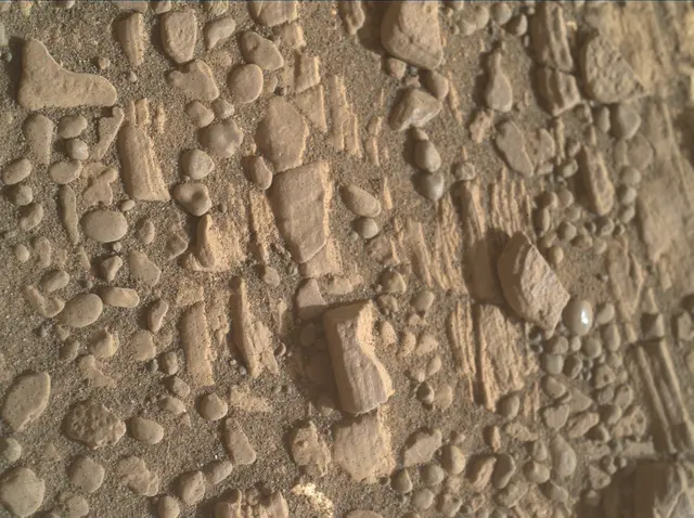 Sol 2424: Mars Hand Lens Imager (MAHLI)