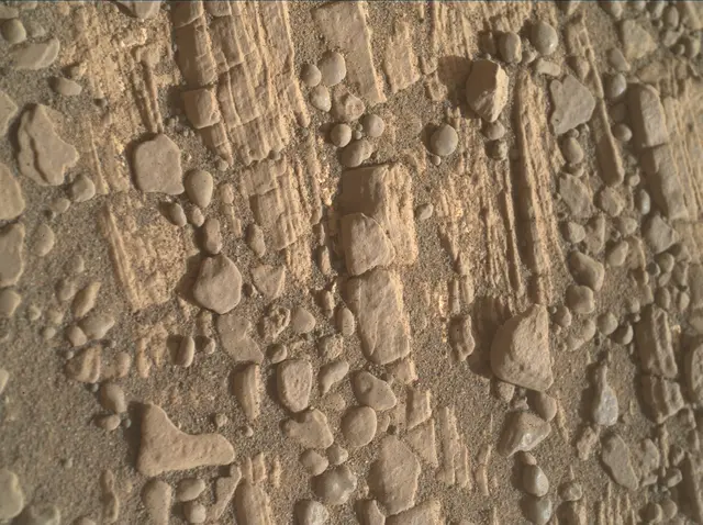 Sol 2424: Mars Hand Lens Imager (MAHLI)