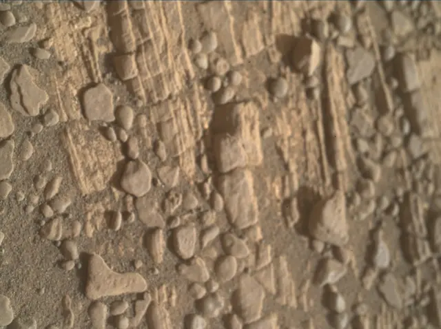 Sol 2424: Mars Hand Lens Imager (MAHLI)