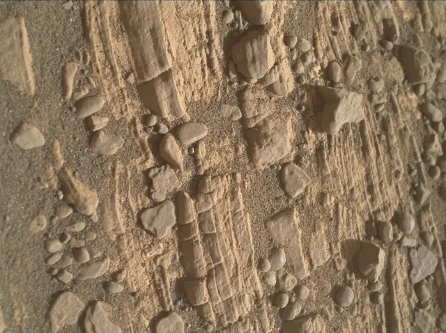Sol 2424: Mars Hand Lens Imager (MAHLI)