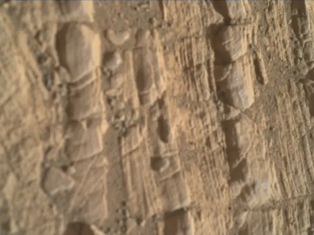 Sol 2424: Mars Hand Lens Imager (MAHLI)