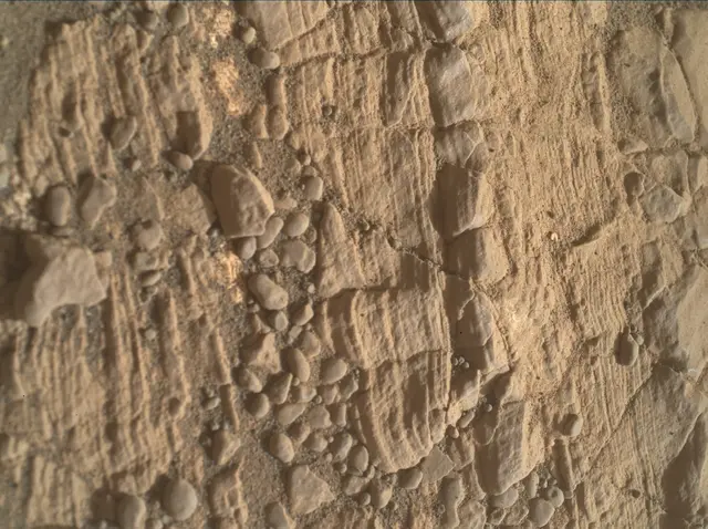 Sol 2424: Mars Hand Lens Imager (MAHLI)