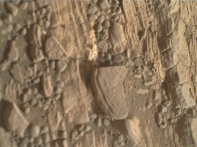 Sol 2424: Mars Hand Lens Imager (MAHLI)