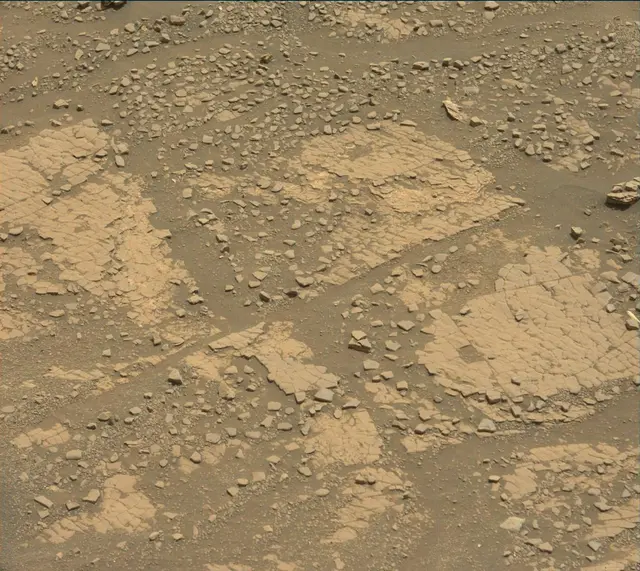 Sol 2425: Mast Camera (Mastcam)