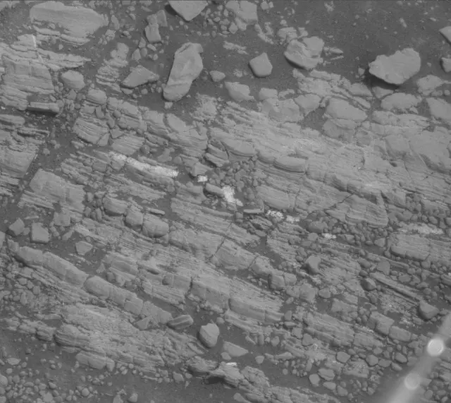 Sol 2425: Mast Camera (Mastcam)