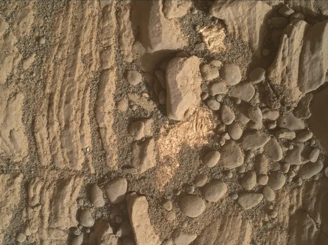 Sol 2426: Mars Hand Lens Imager (MAHLI)