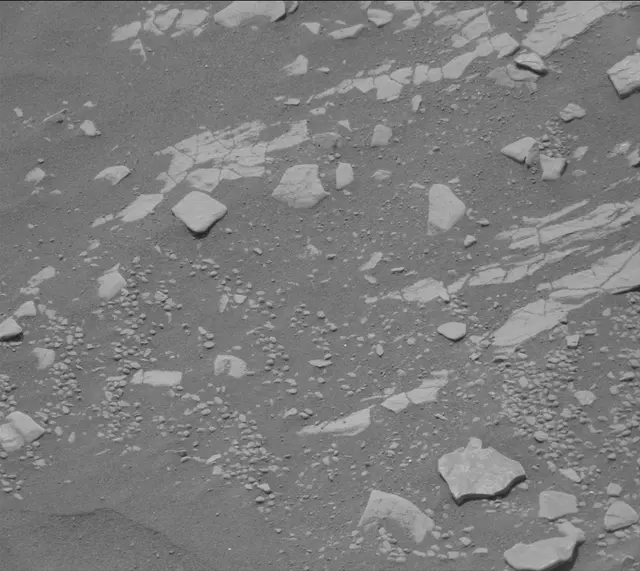 Sol 2427: Mast Camera (Mastcam)