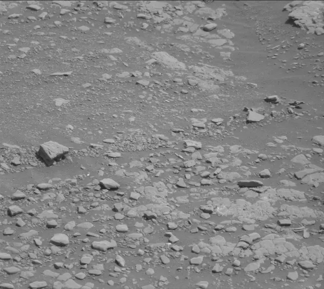 Sol 2427: Mast Camera (Mastcam)