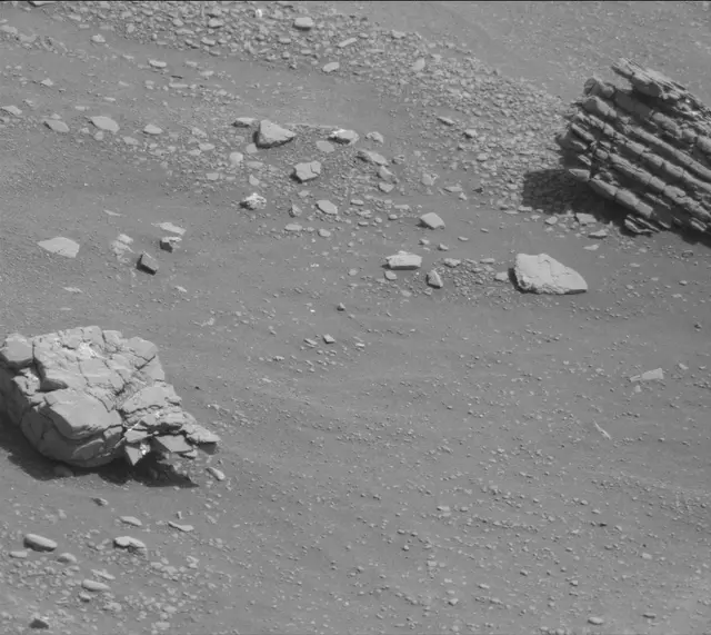 Sol 2427: Mast Camera (Mastcam)