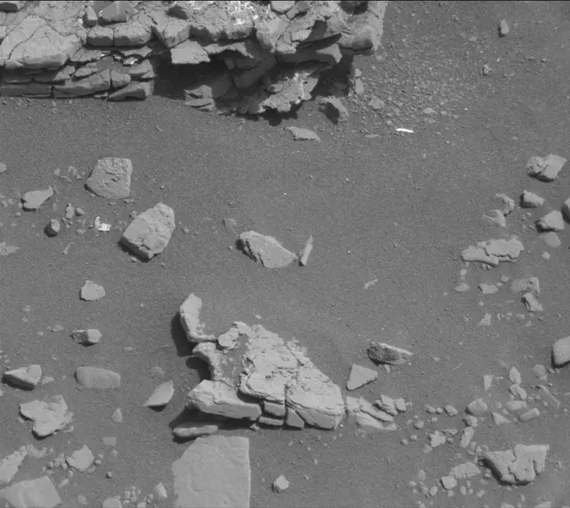 Sol 2427: Mast Camera (Mastcam)