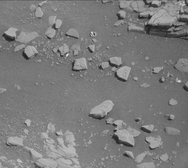 Sol 2427: Mast Camera (Mastcam)