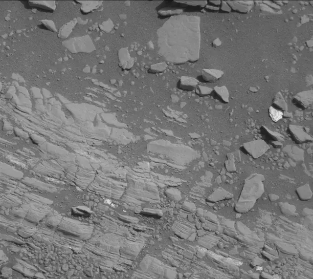 Sol 2427: Mast Camera (Mastcam)