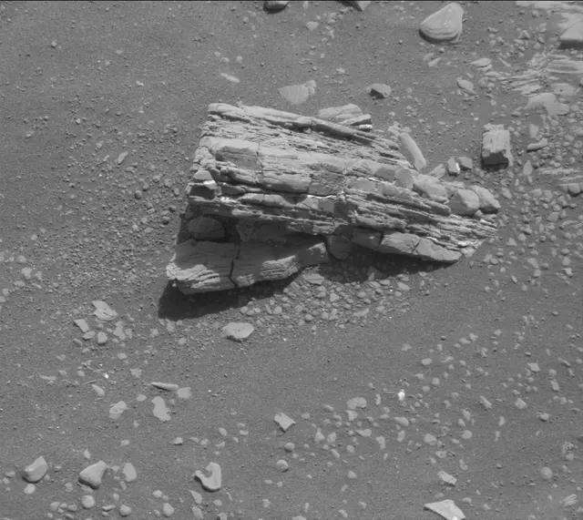 Sol 2427: Mast Camera (Mastcam)