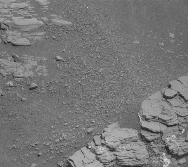 Sol 2427: Mast Camera (Mastcam)