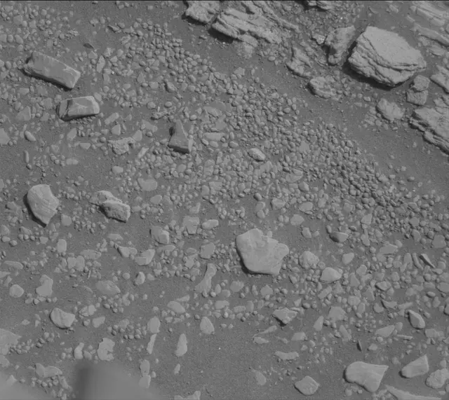 Sol 2427: Mast Camera (Mastcam)