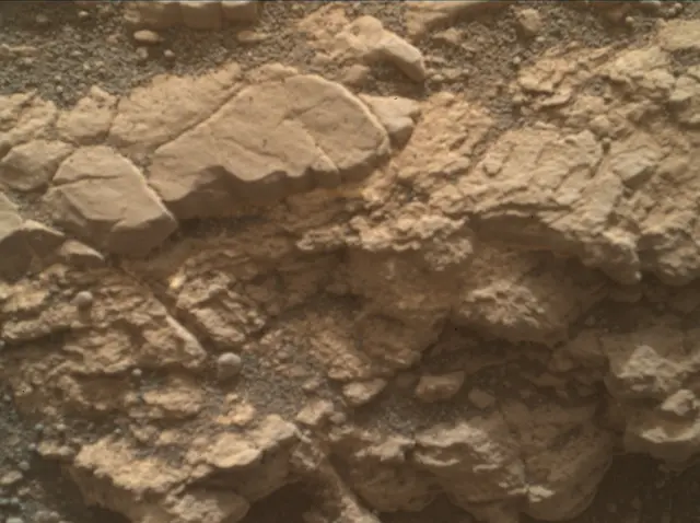 Sol 2427: Mars Hand Lens Imager (MAHLI)