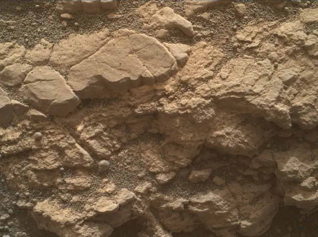 Sol 2427: Mars Hand Lens Imager (MAHLI)